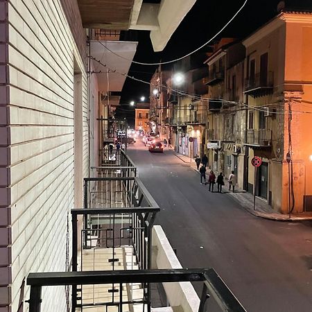 B&B Centrale 杰拉 外观 照片